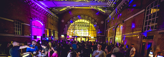 Club Honey Sommarpremi&auml;r 17 Juni